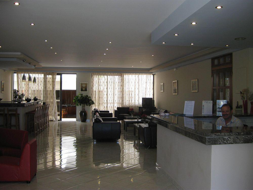 Meliton Hotell 3*